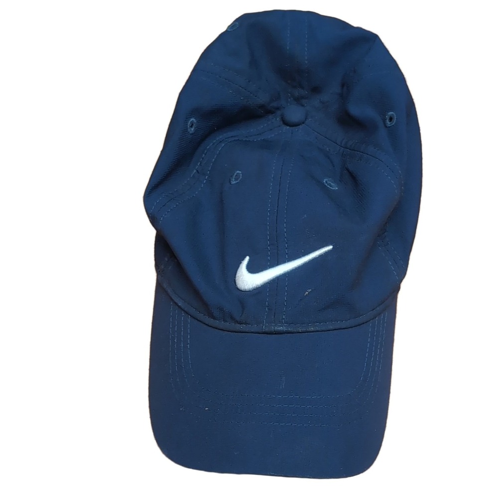 Nike Golf Cap Hat Men's Navy Blue Adjustable Lightweight Quick Dry Swoosh
